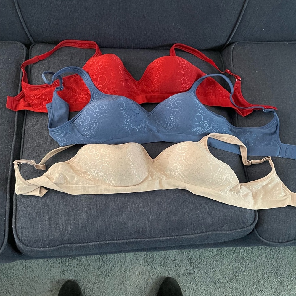 (3) Bali wireless bras. SEE DESCRIPTION REGARDING ACTUAL COLORS.